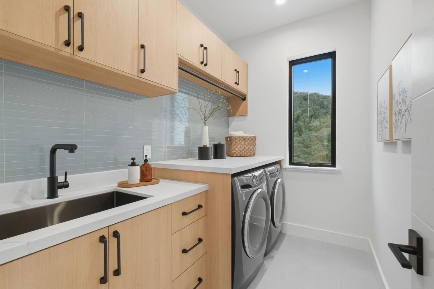 3288 Oak Ct. Belmont, CA 94002
