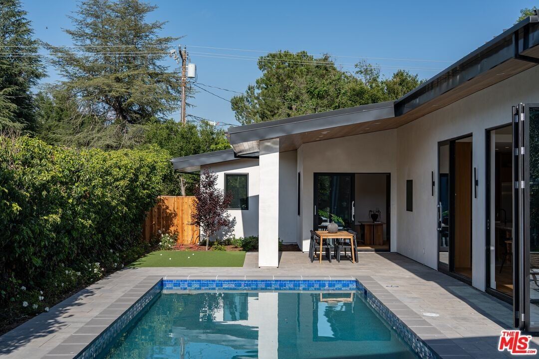 1009 Daly Rd. Ojai, CA 93023
