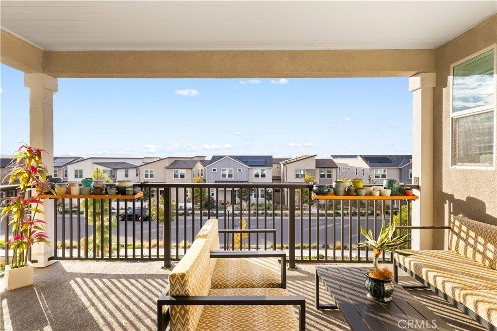 262 Sora. Irvine, CA 92618