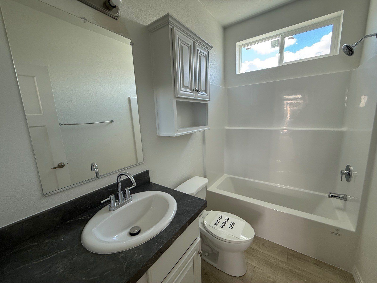 5 Schlitz Rd. Phelan, CA 92371