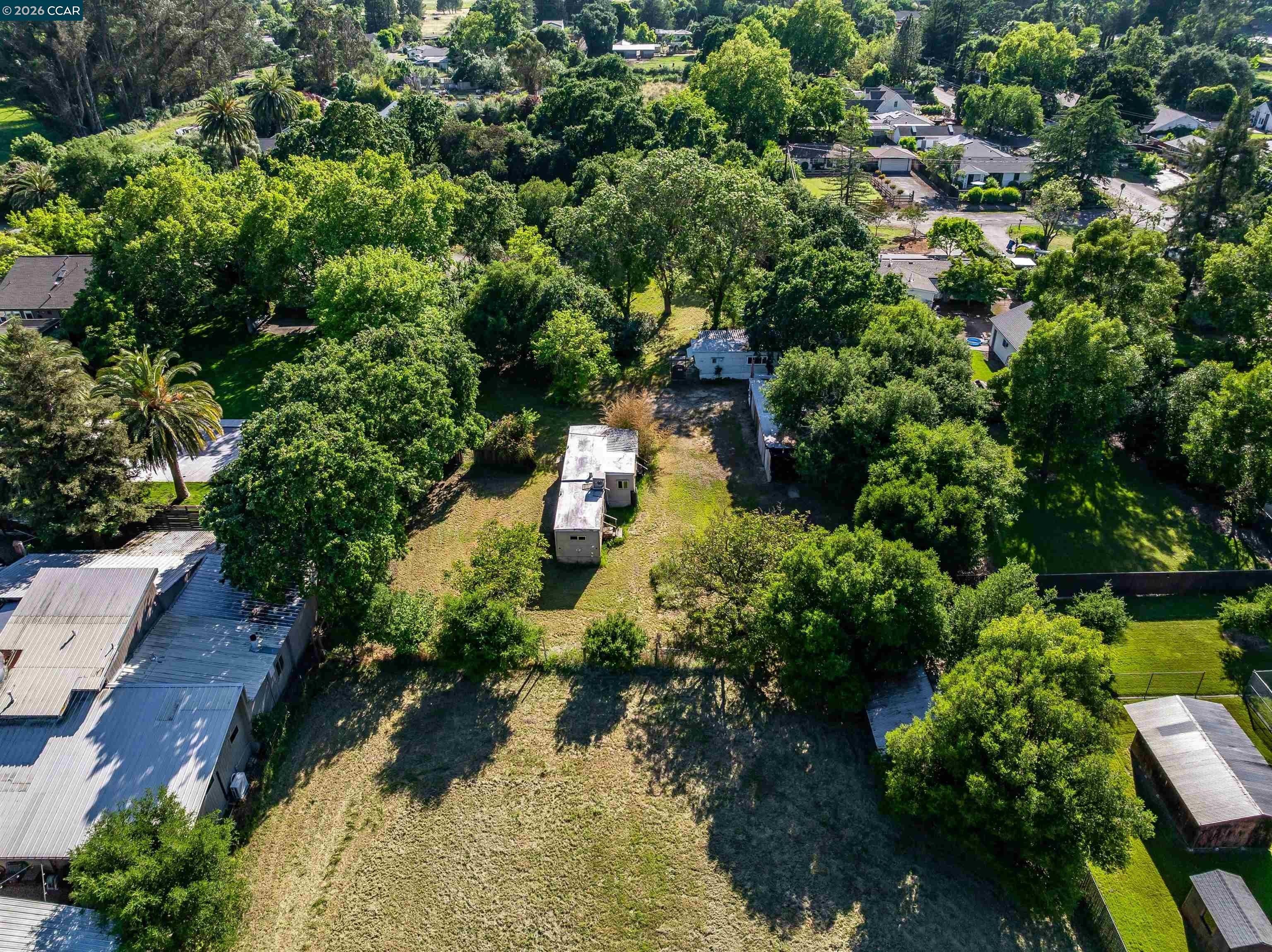 19317 Olive Ave. Sonoma, CA 95476