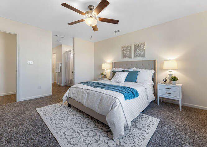 7092 Oriole Avenue. Visalia, CA 93291