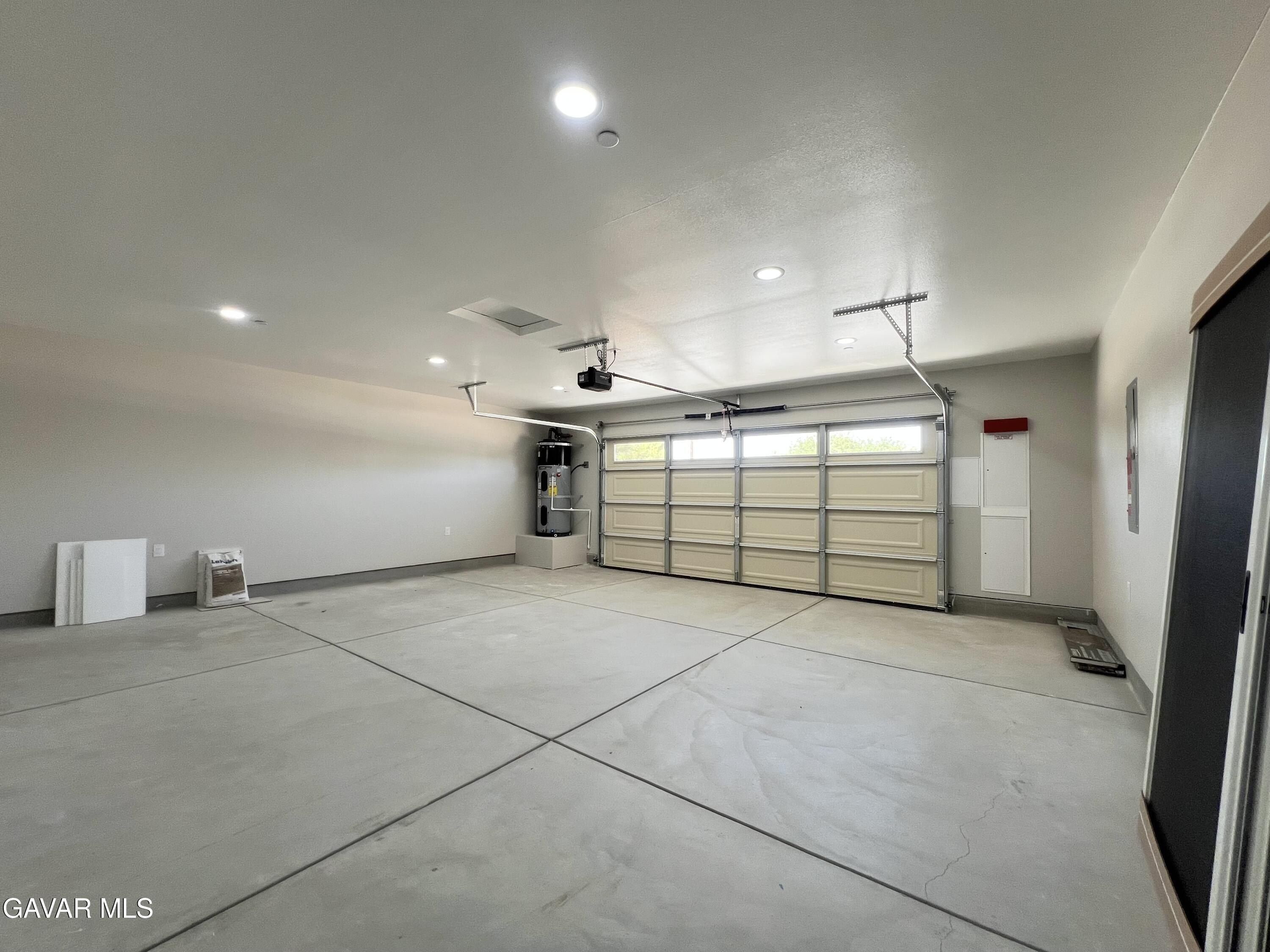 9506 East Avenue T14. Littlerock, CA 93543