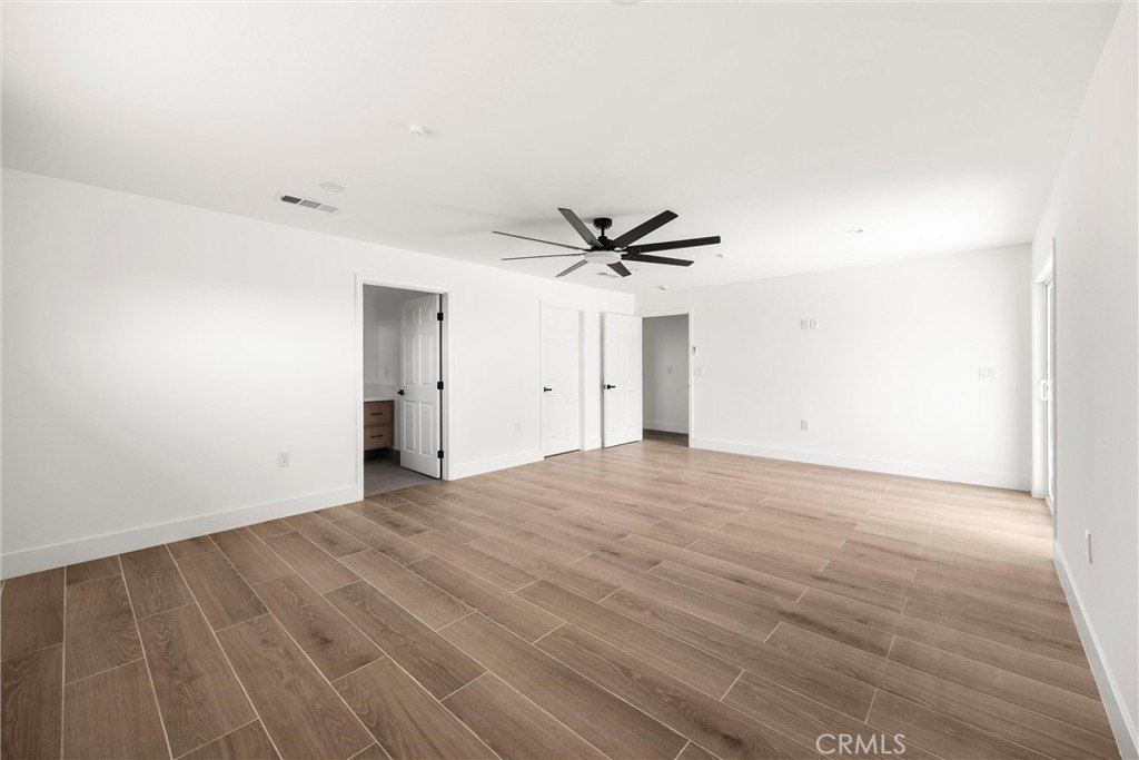 11442 Primrose. Hesperia, CA 92345