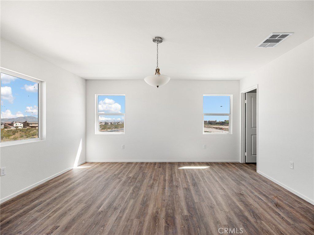 11782 Sebastian Drive. Adelanto, CA 92301
