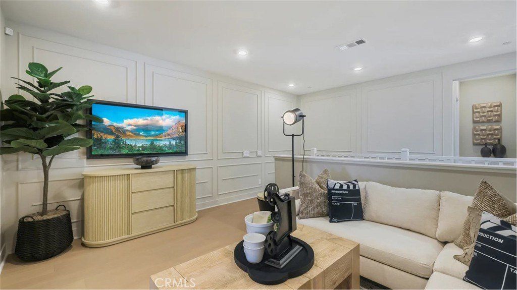 1555 Snowberry Place. Montebello, CA 90640