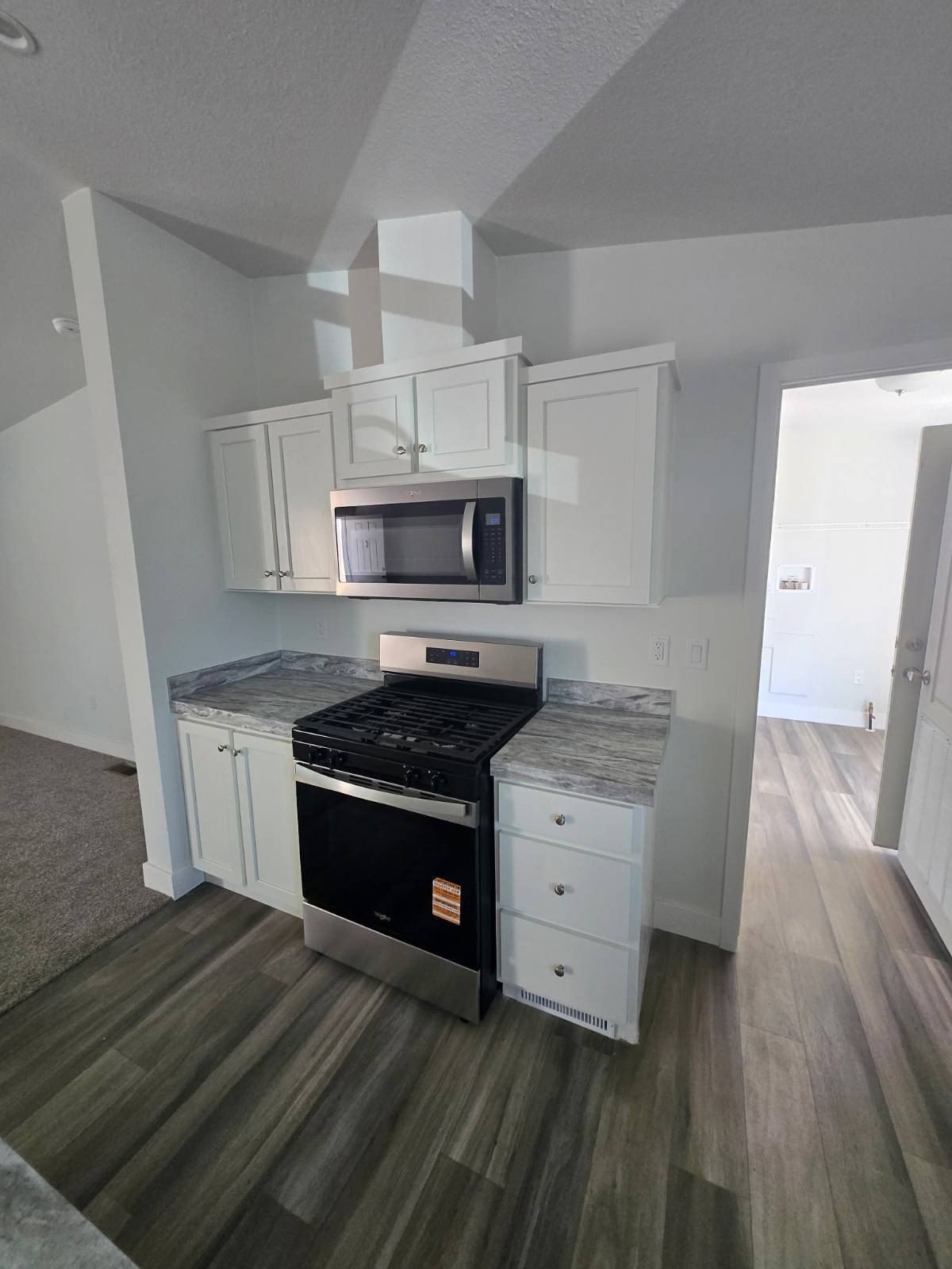 1855 E Riverside Dr. Ontario, CA 91761