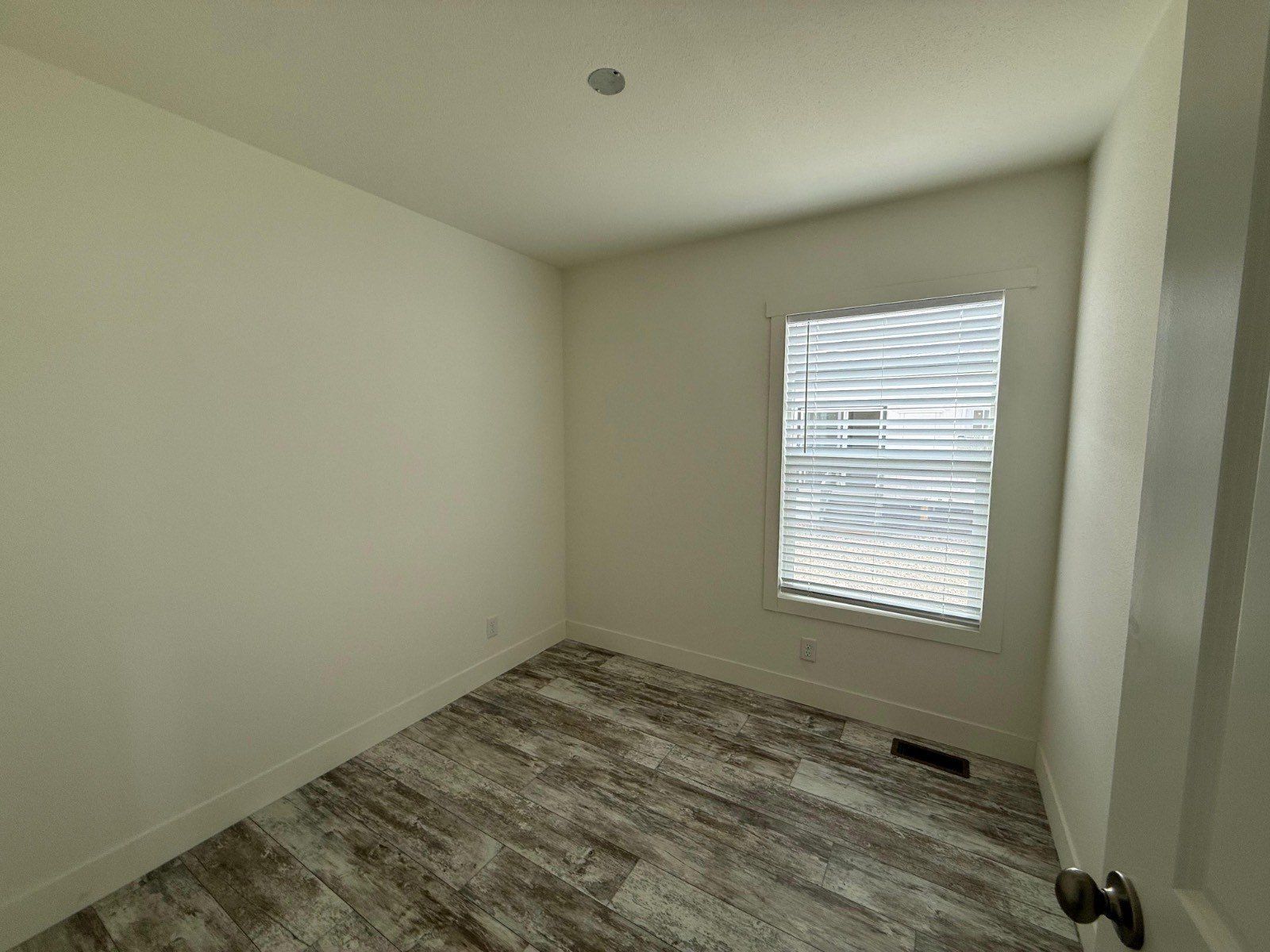 8 Sharon Ave. Fontana, CA 92336