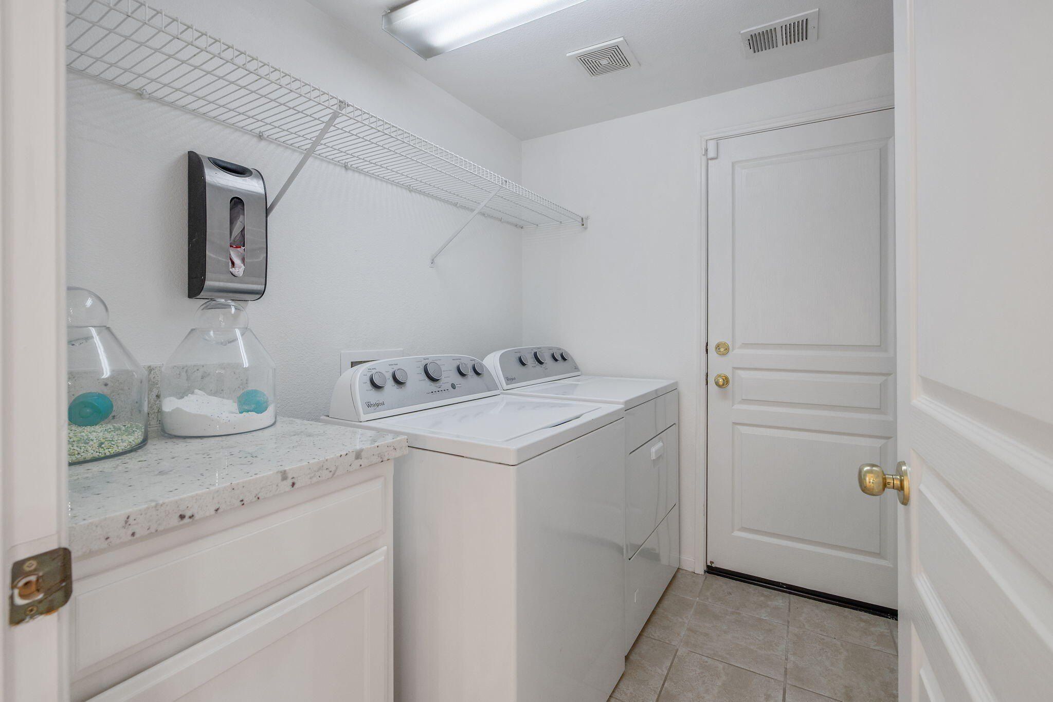 1156 Joy Court. Exeter, CA 93221