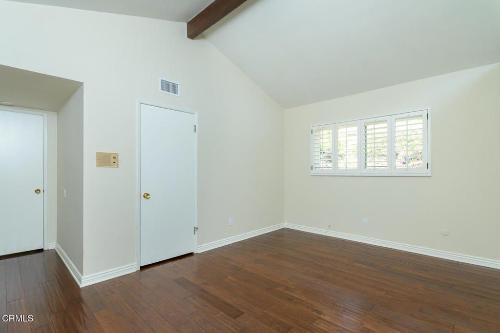 5105 Ocean View Boulevard. La Canada Flintridge, CA 91011