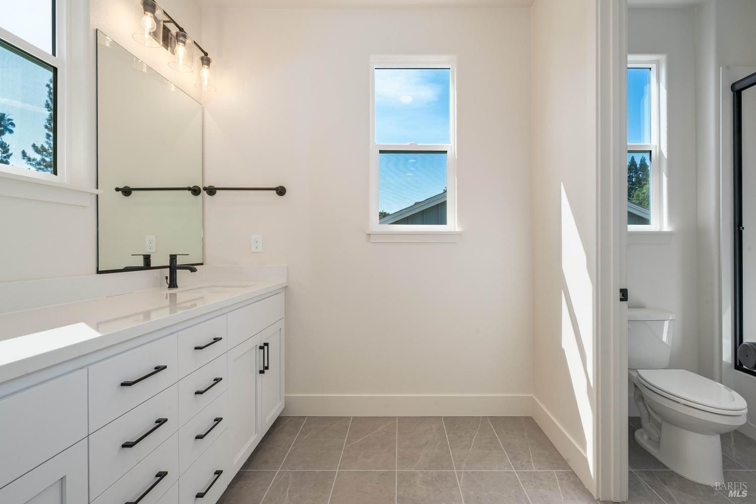 3461 Ruston Lane. Napa, CA 94558