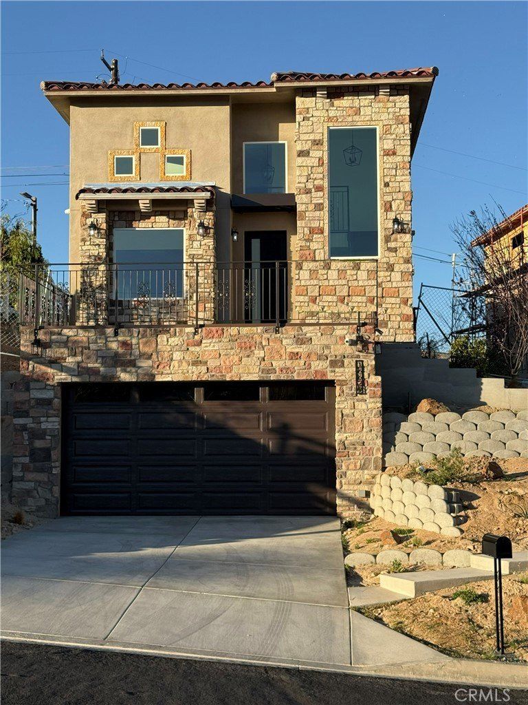 16620 Forrest Avenue. Victorville, CA 92395