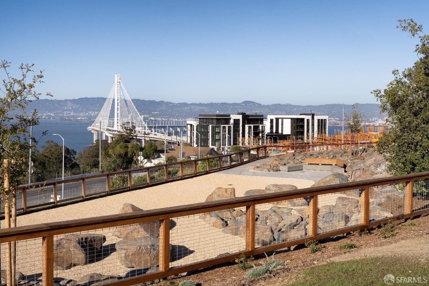 38 Meadow Drive. San Francisco, CA 94130