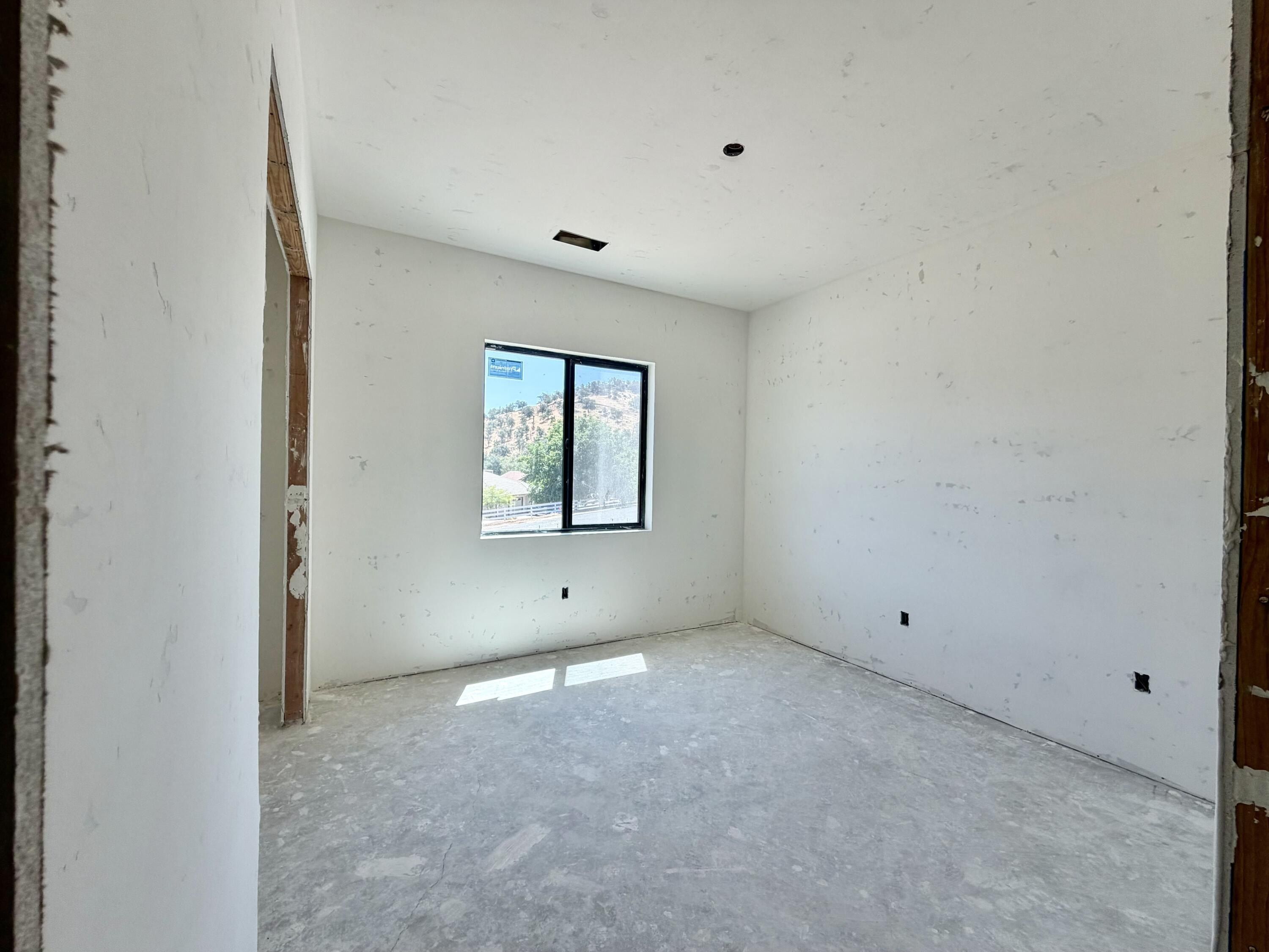 16422 Wardlaw Drive. Springville, CA 93265