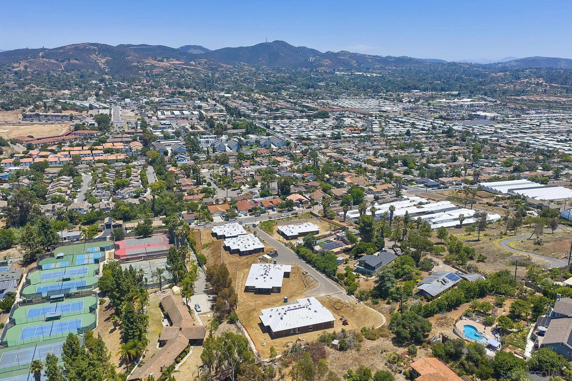 1748 Ishihara Rd. Vista, CA 92084