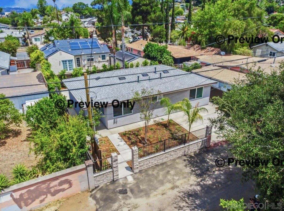 227229 W 10Th Ave. Escondido, CA 92025