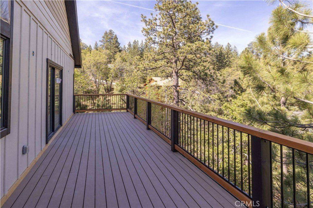 1436 Klamath. Big Bear City, CA 92314