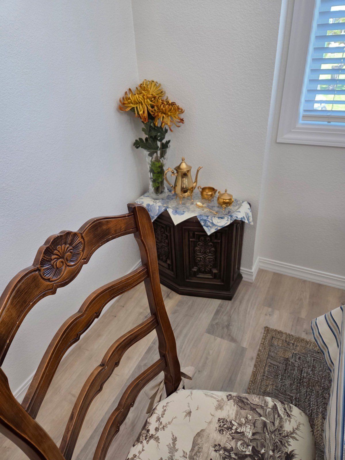 10681 Oak St. Los Alamitos, CA 90720