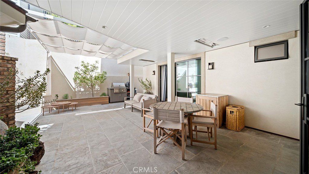 27 Emerald Bay. Laguna Beach, CA 92651