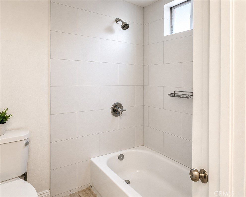 1120 Bahia Court. Ontario, CA 91762