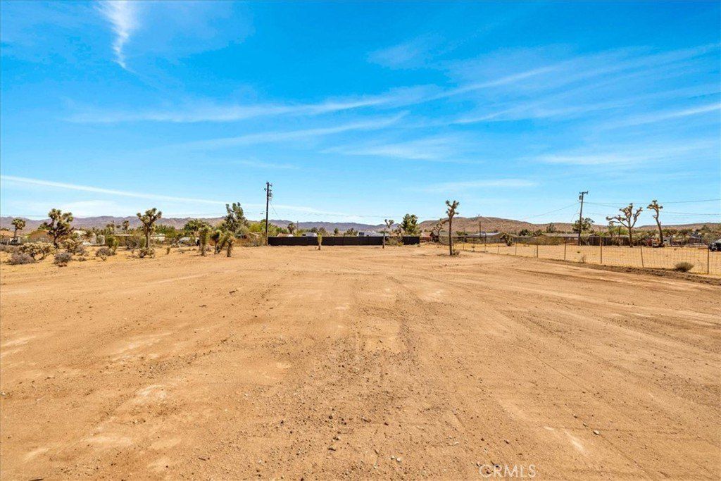 58833 Sunflower Drive. Yucca Valley, CA 92284