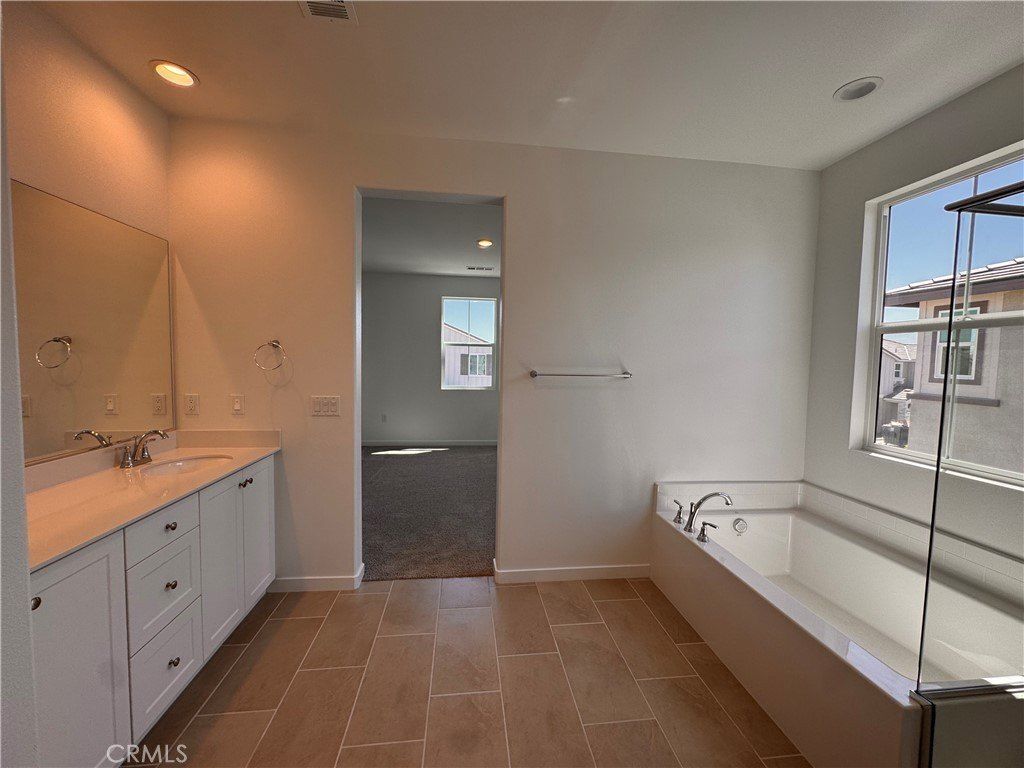16512 Botanical Ln. Fontana, CA 92336