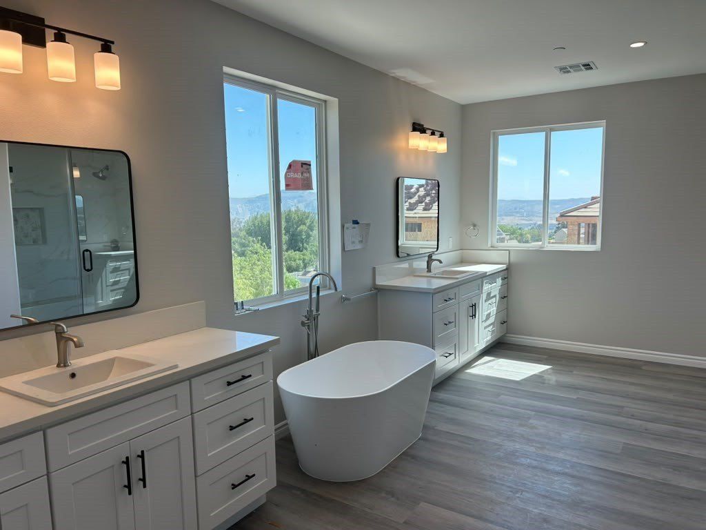 1751 Duncan. Corona, CA 92881