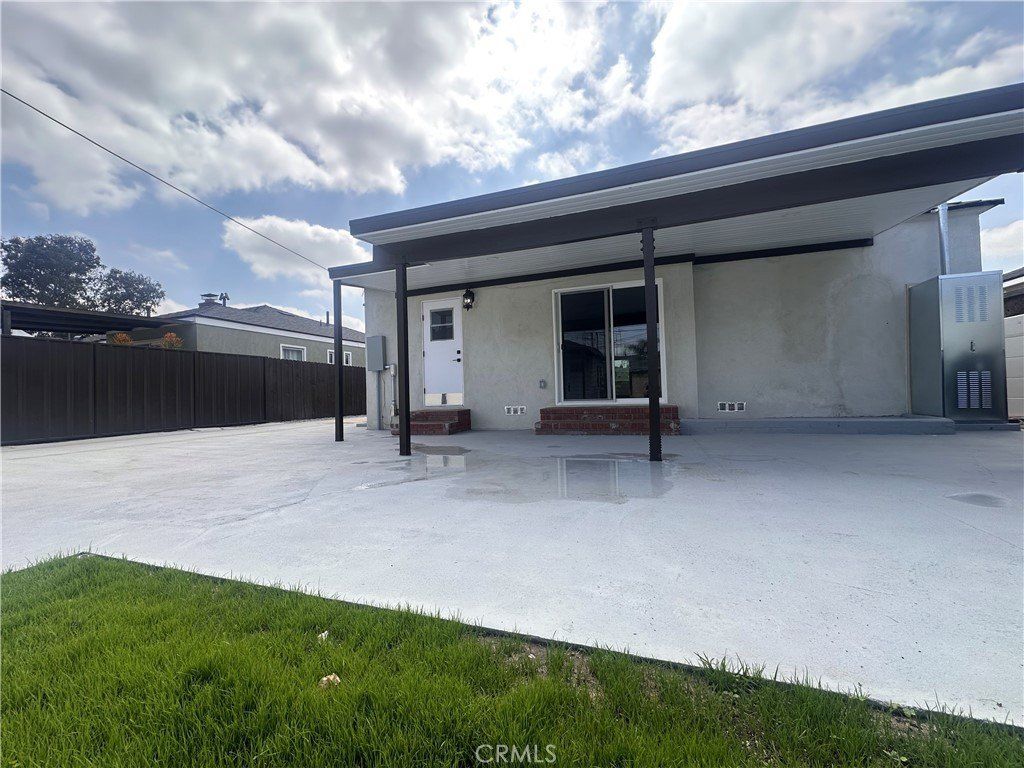 6624 Farmdale Avenue. North Hollywood, CA 91606