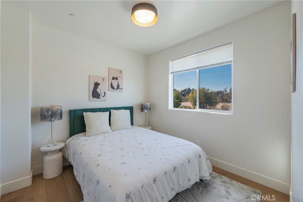 712 N Chestnut Avenue. Los Angeles, CA 90042