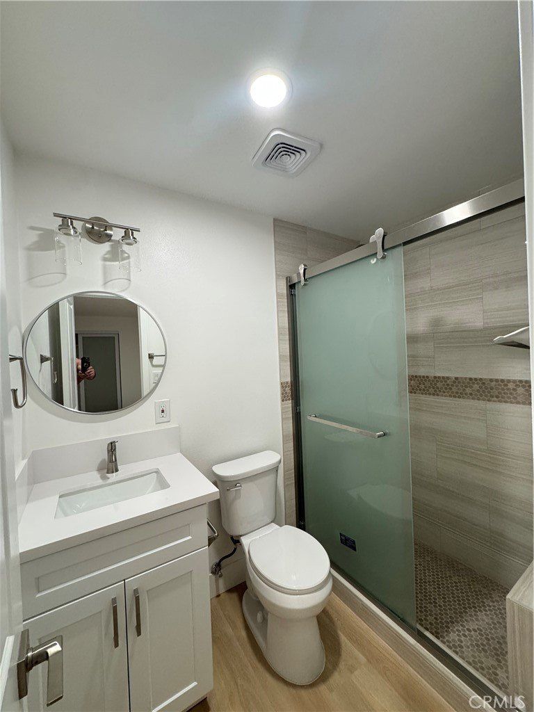 15 Foxglove. Irvine, CA 92612