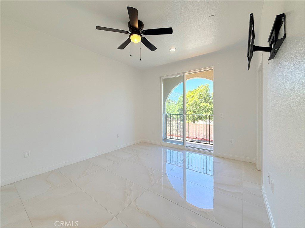 8153 Banana Avenue. Fontana, CA 92335