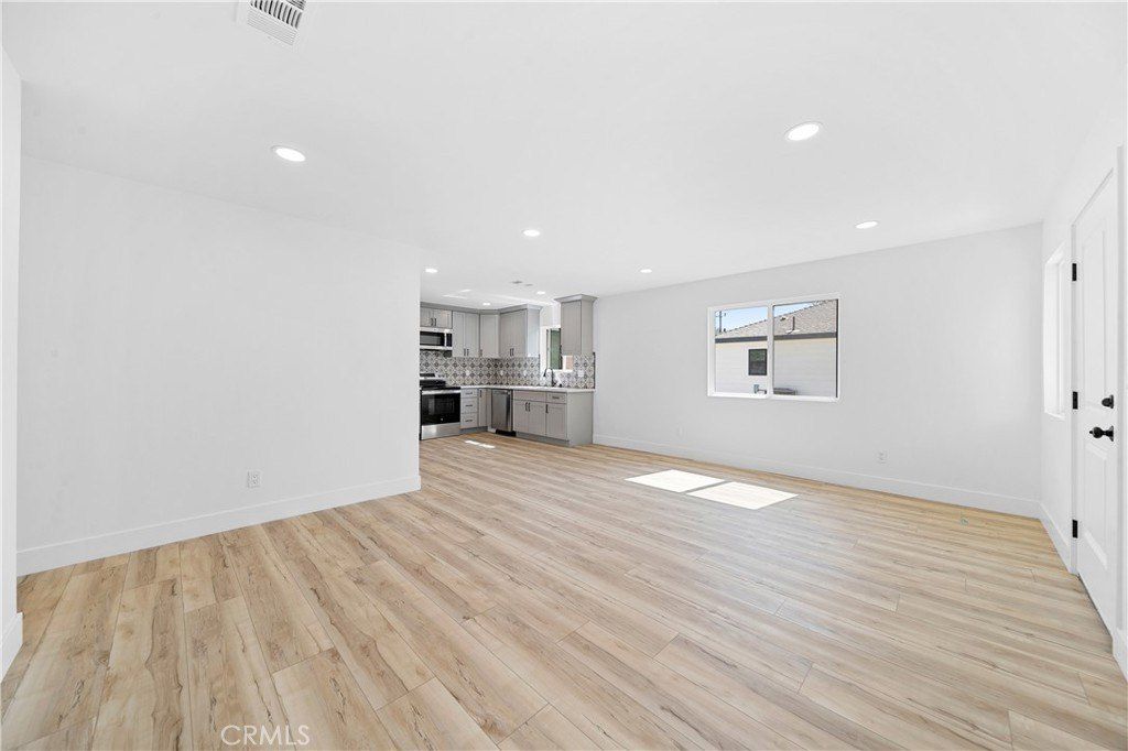 651 N Workman Street. San Fernando, CA 91340