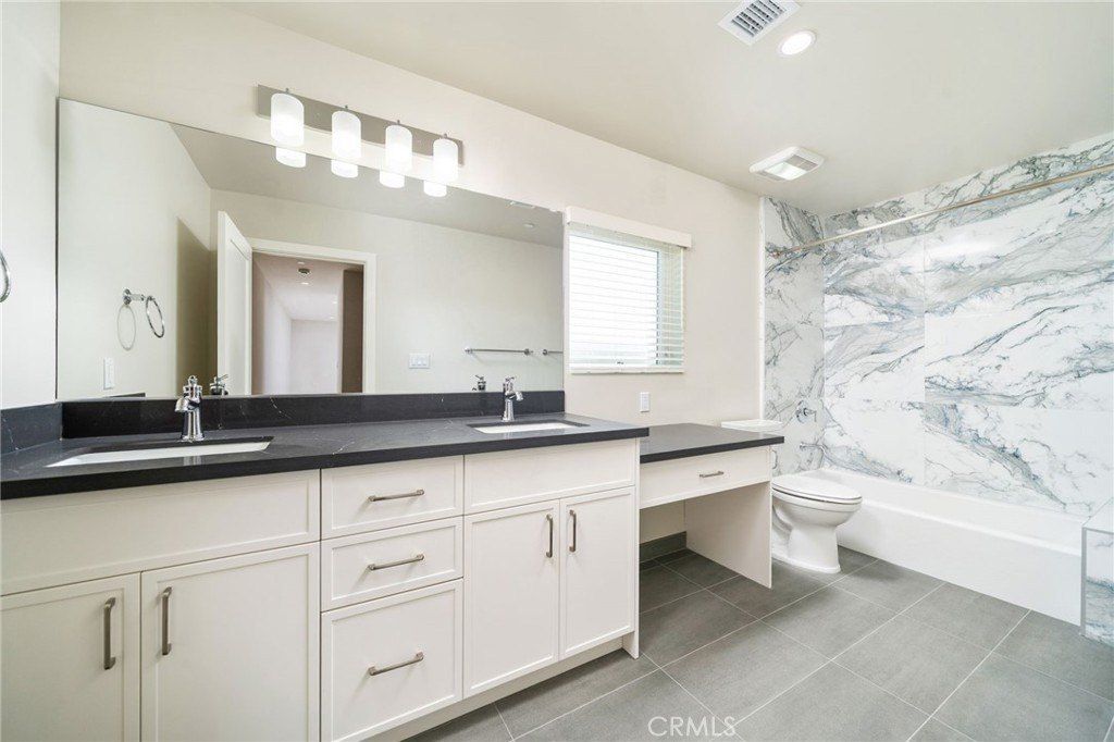798 N Amelia Avenue. San Dimas, CA 91773