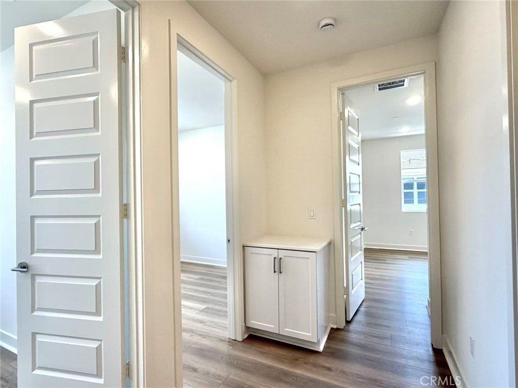 3590 E Indigo Privado. Ontario, CA 91764