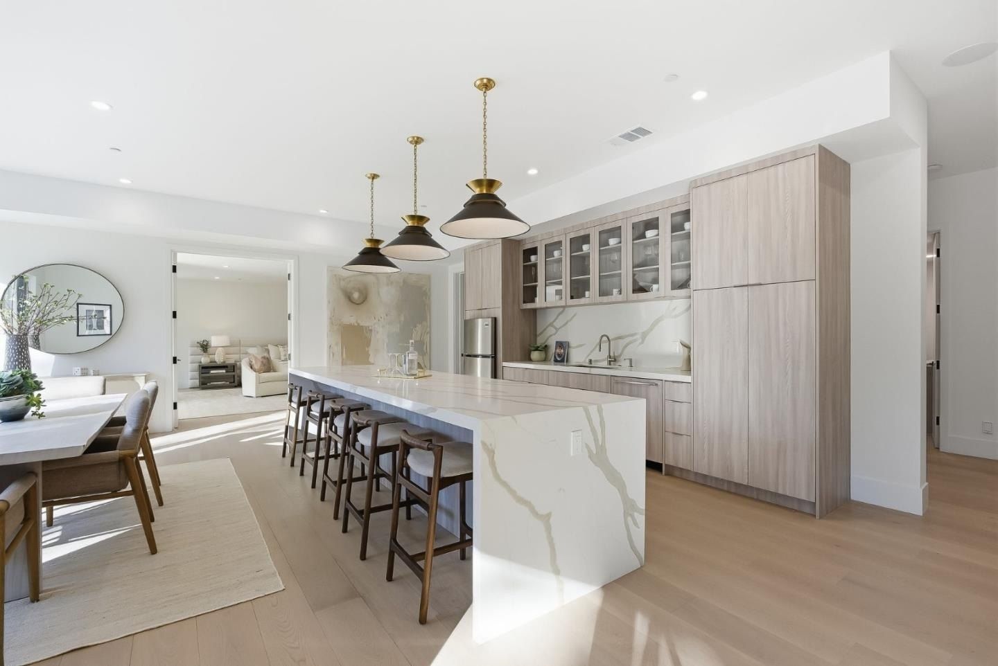 20388 Hill Ave. Saratoga, CA 95070