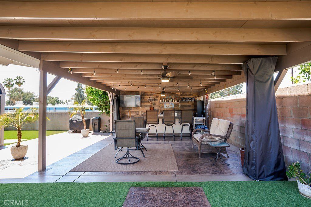 703 E Hollyvale Street. Azusa, CA 91702