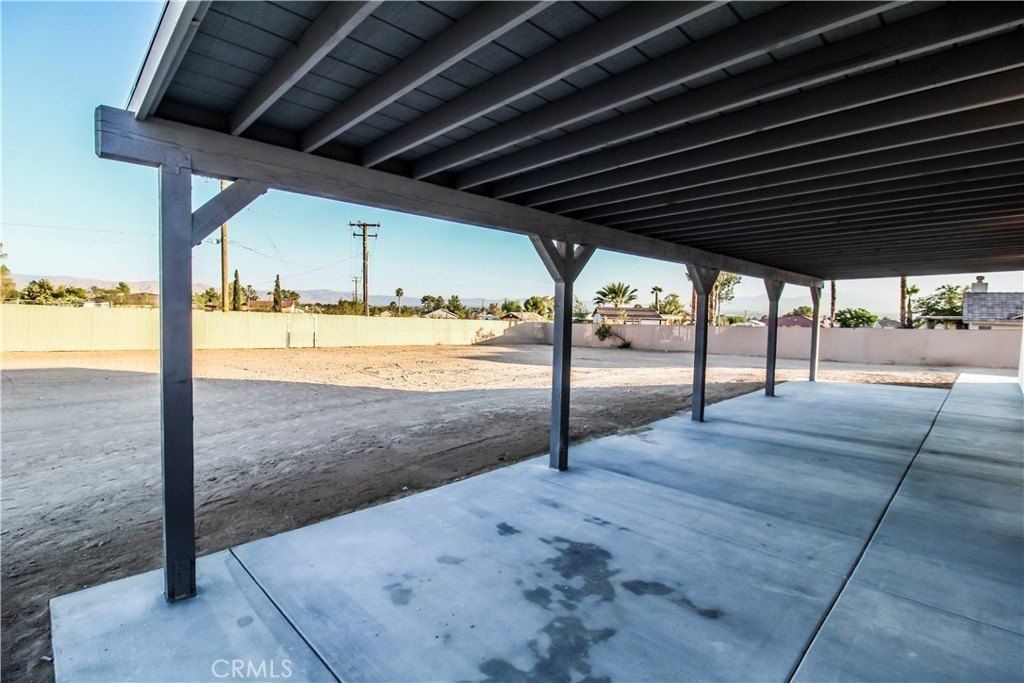 19299 Roanoke Road. Apple Valley, CA 92307