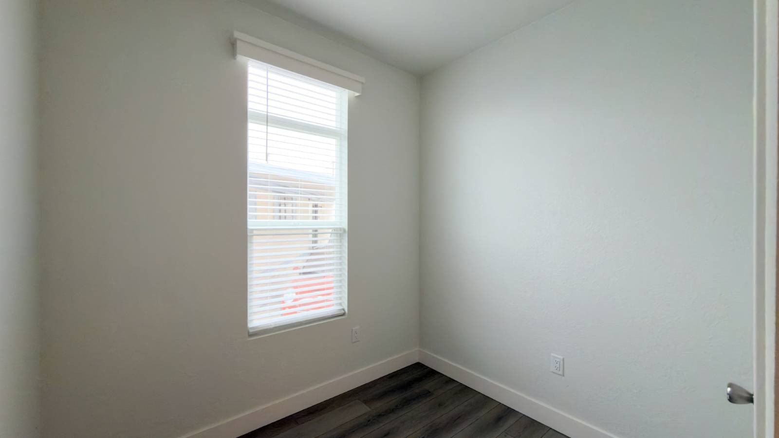925 W Bonita. Glendora, CA 91740