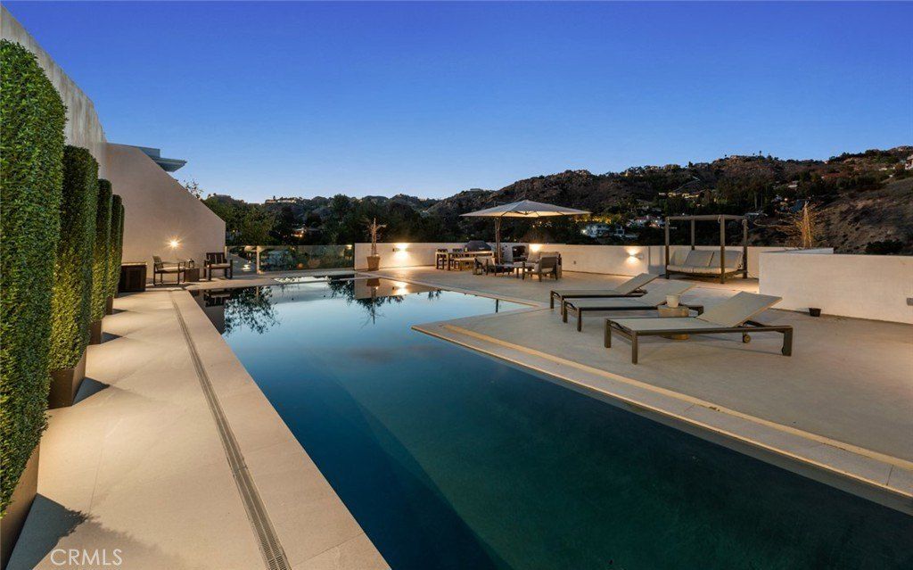 158 Bell Canyon Road. Bell Canyon, CA 91307
