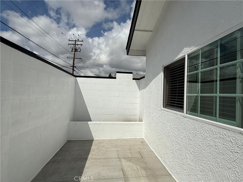 9452 Rose Avenue. Montclair, CA 91763