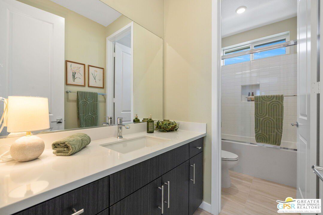 337 Mustang Ln. Palm Springs, CA 92262