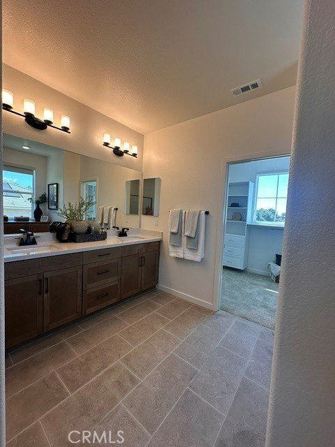 4233 Daisy. Banning, CA 92220