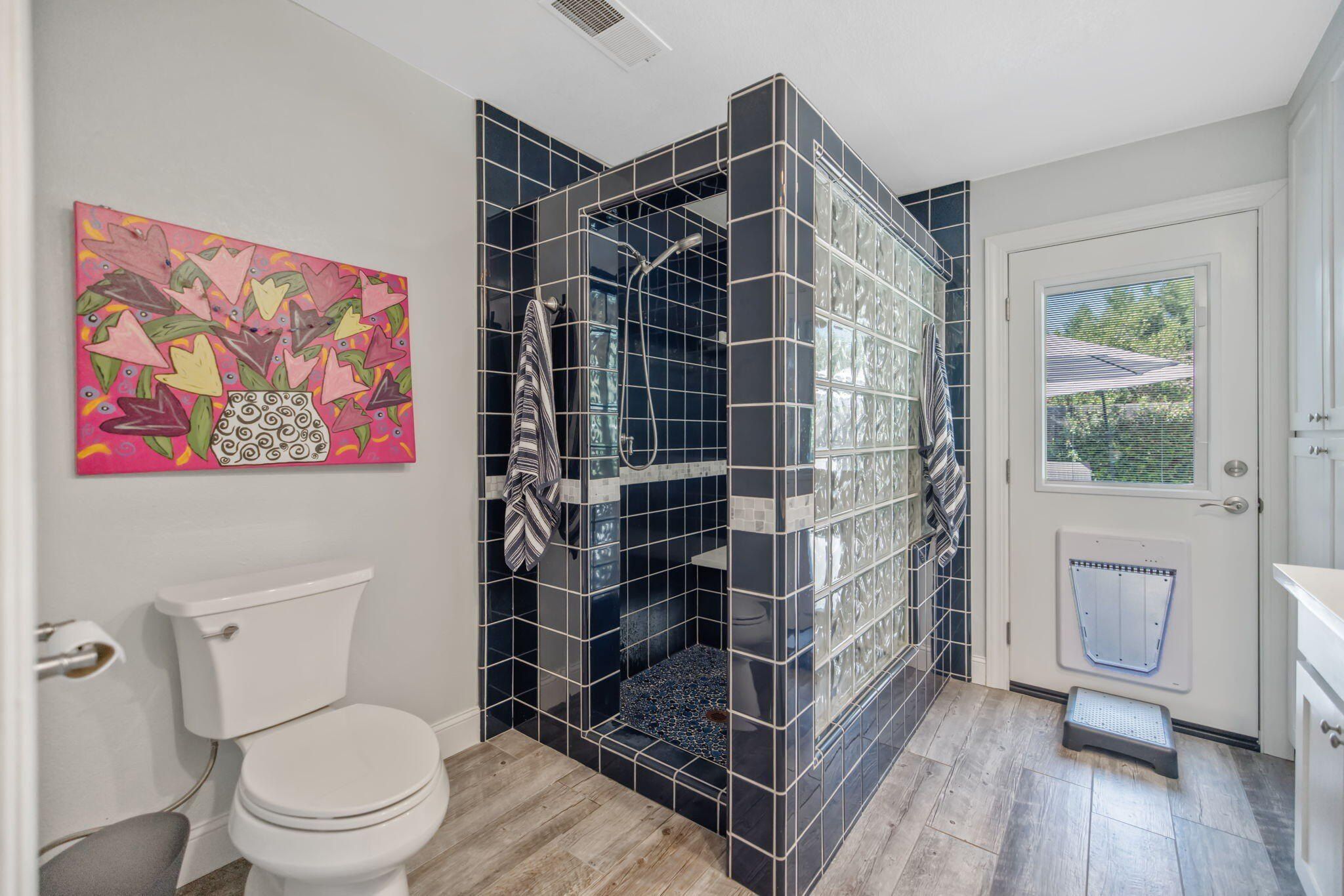 3106 W Hyde Avenue. Visalia, CA 93291