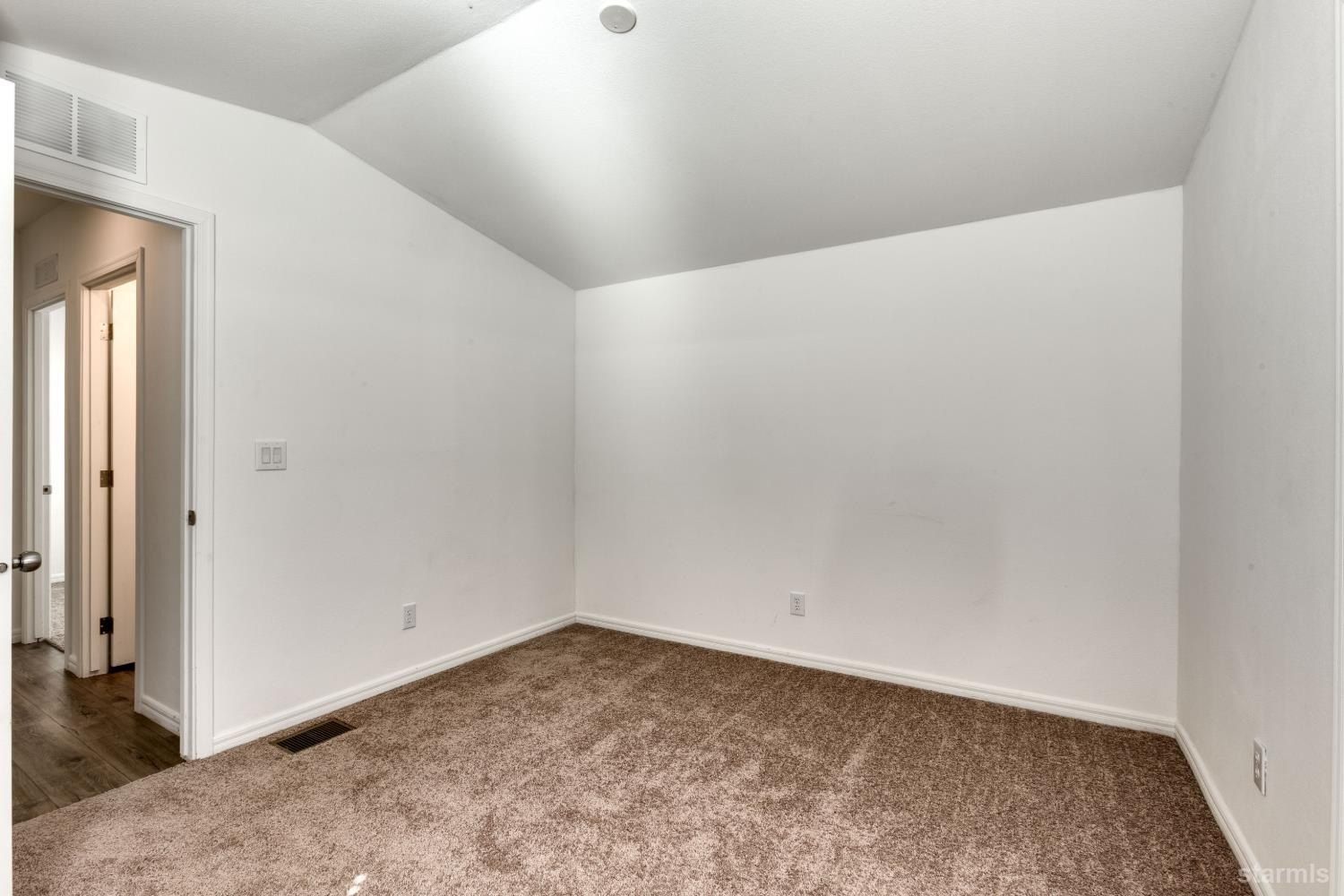 2030 E Street. South Lake Tahoe, CA 96150