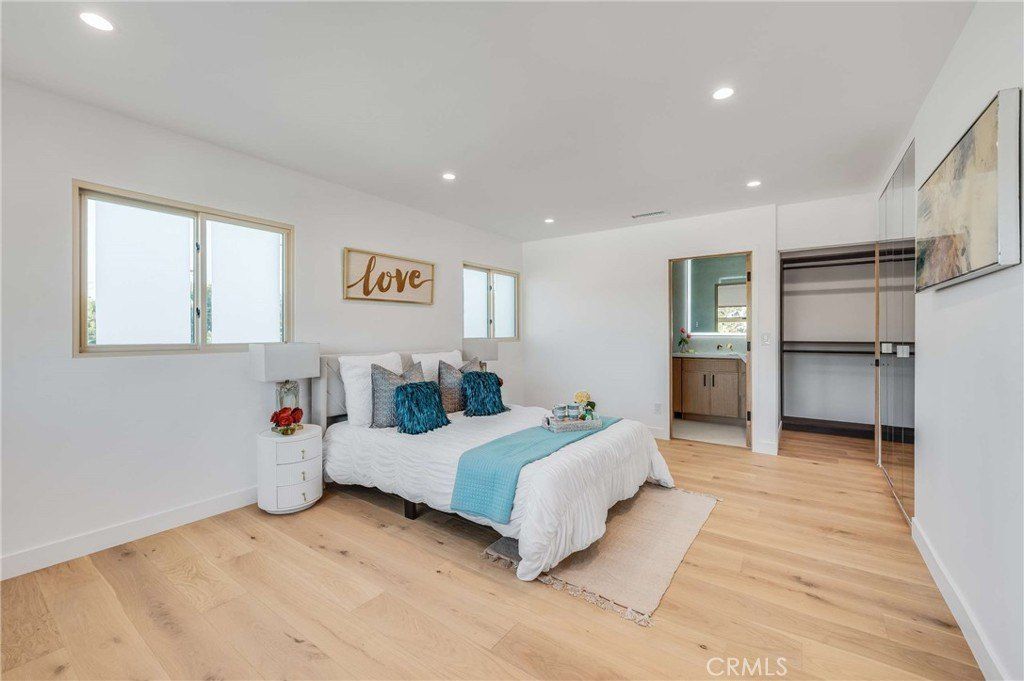 3511 Rose Avenue. Long Beach, CA 90807