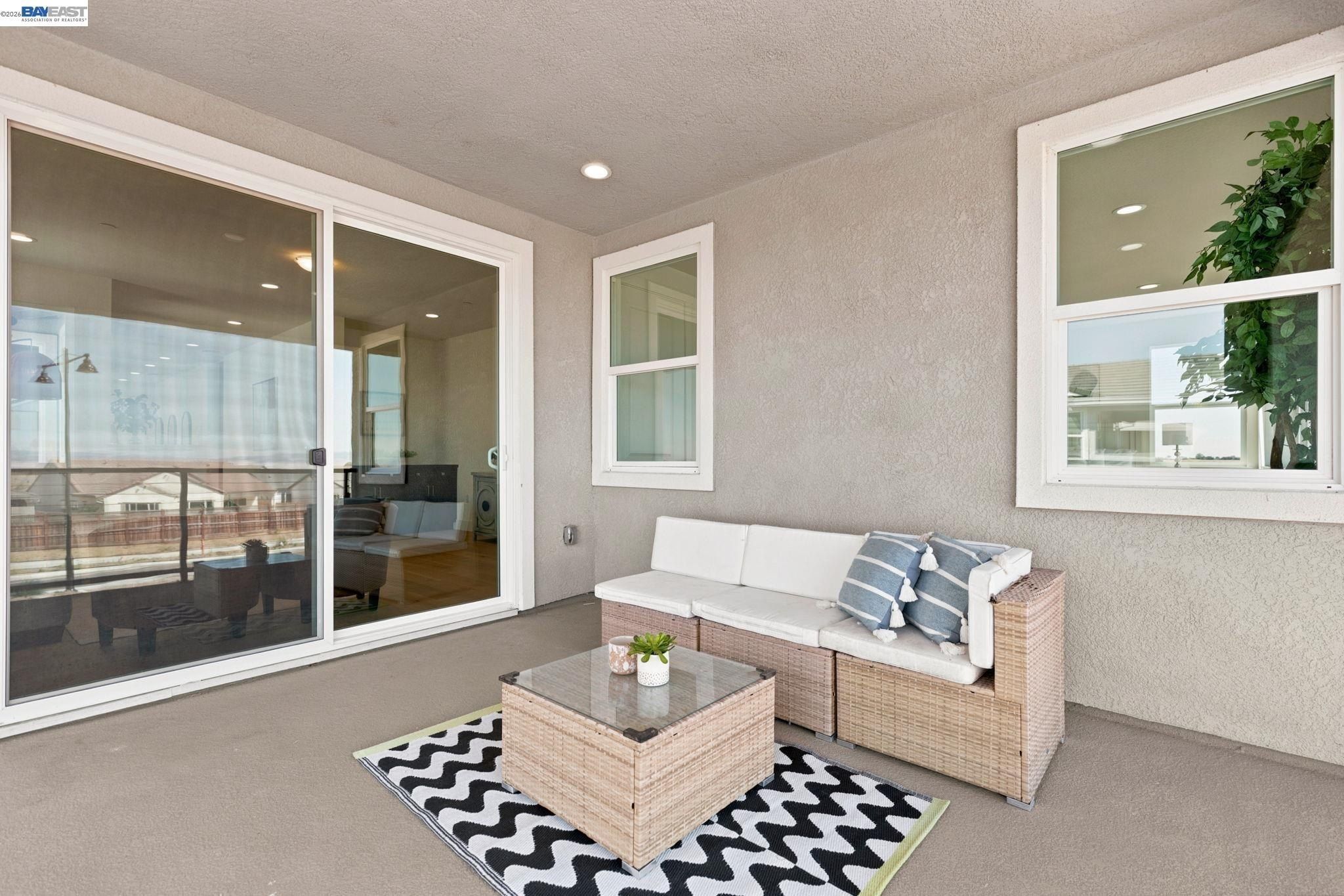 17693 Bushwick Lane. Lathrop, CA 95330