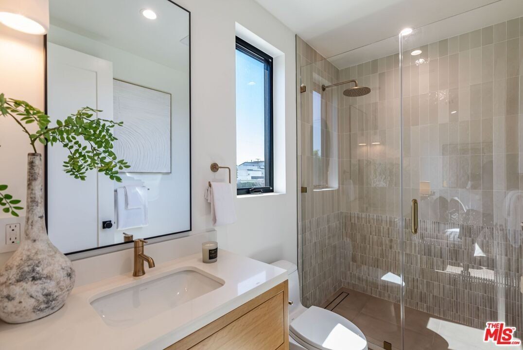 12136 Havelock Ave. Culver City, CA 90230
