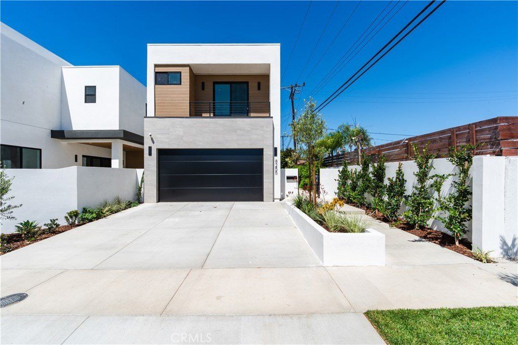 8251 Friesland Drive. Huntington Beach, CA 92646