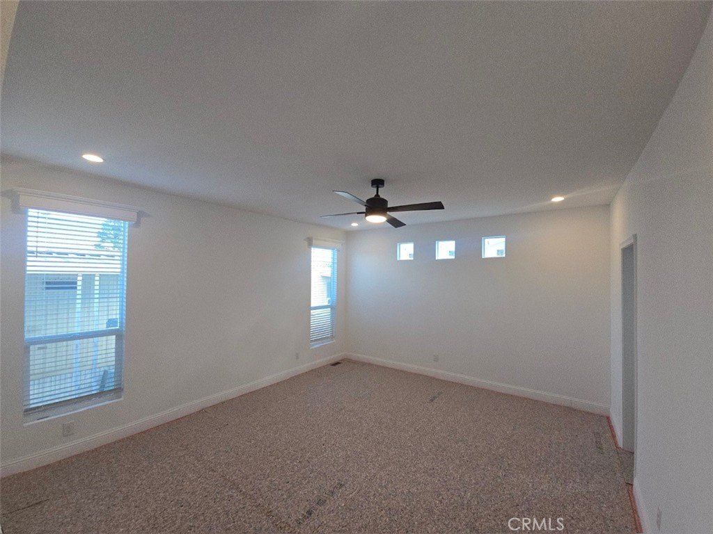 8901 Eton. Canoga Park, CA 91304