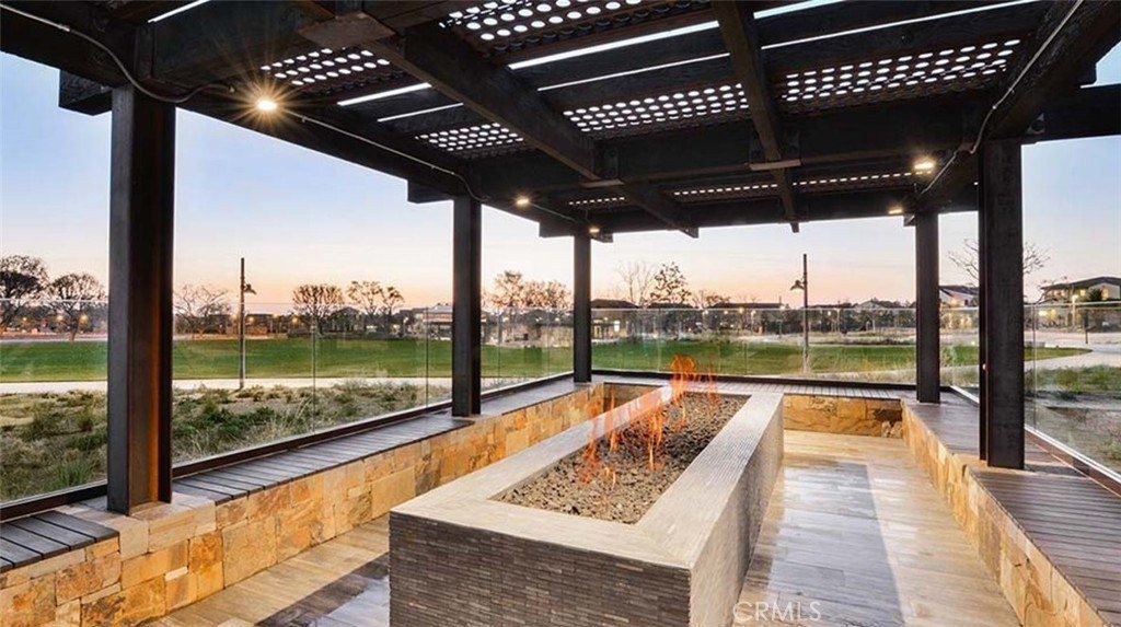 125 Waterfowl. Irvine, CA 92618